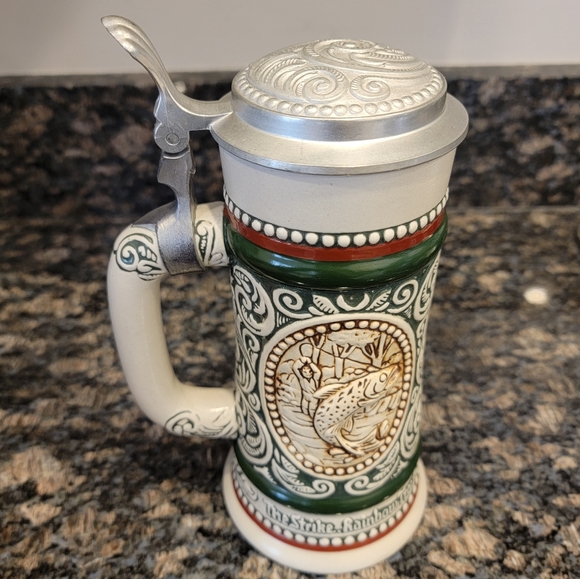 Avon 1978 Beer Stein "The Strike Rainbow Trout English Settler" Vintage - Picture 1 of 7